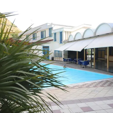 B&B Secondo Binario 아망테